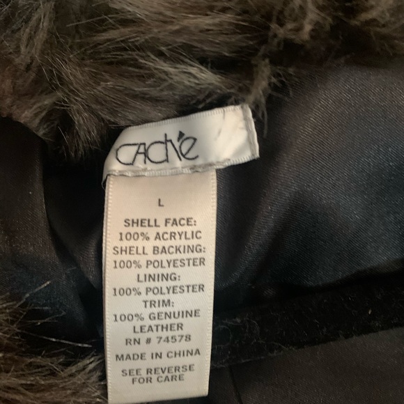 Cache Fur Vest - Picture 2 of 2